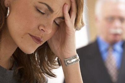 Dolores de cabeza o signo principal dunha hipertensión arterial